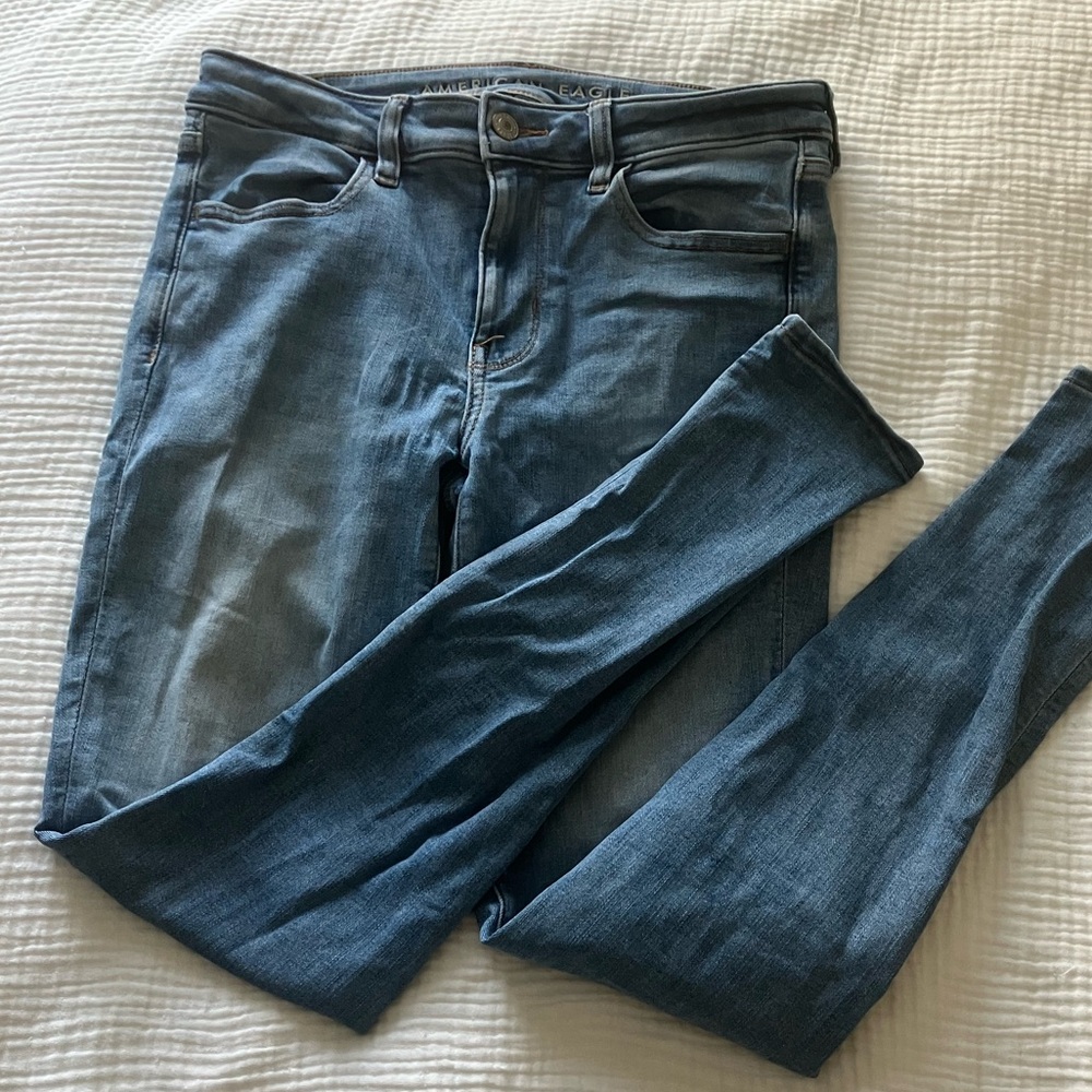 American Eagle next level stretch medium wash skinny jean jegging size 6